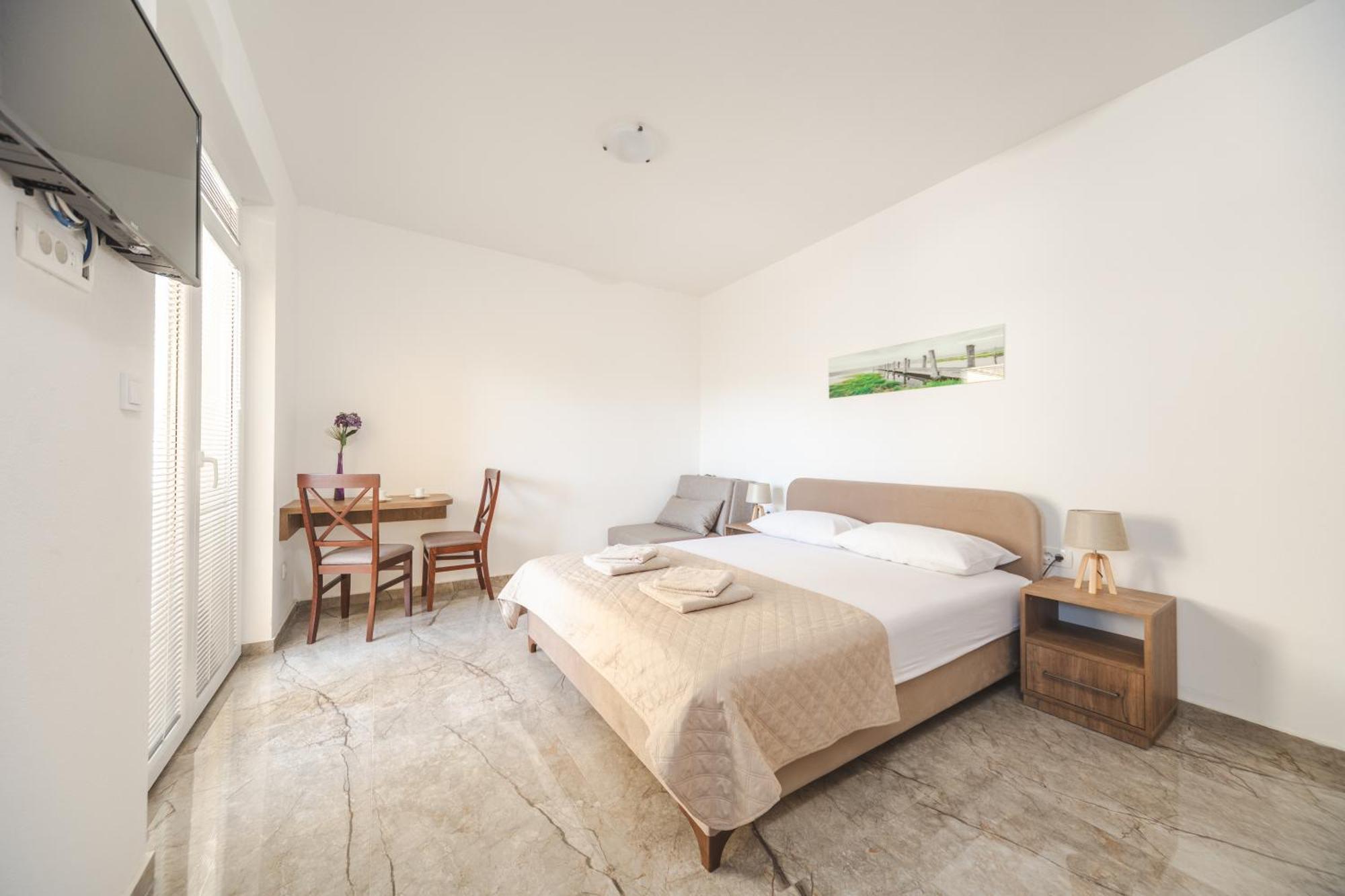 Apartmani Agape Petrovac Eksteriør billede