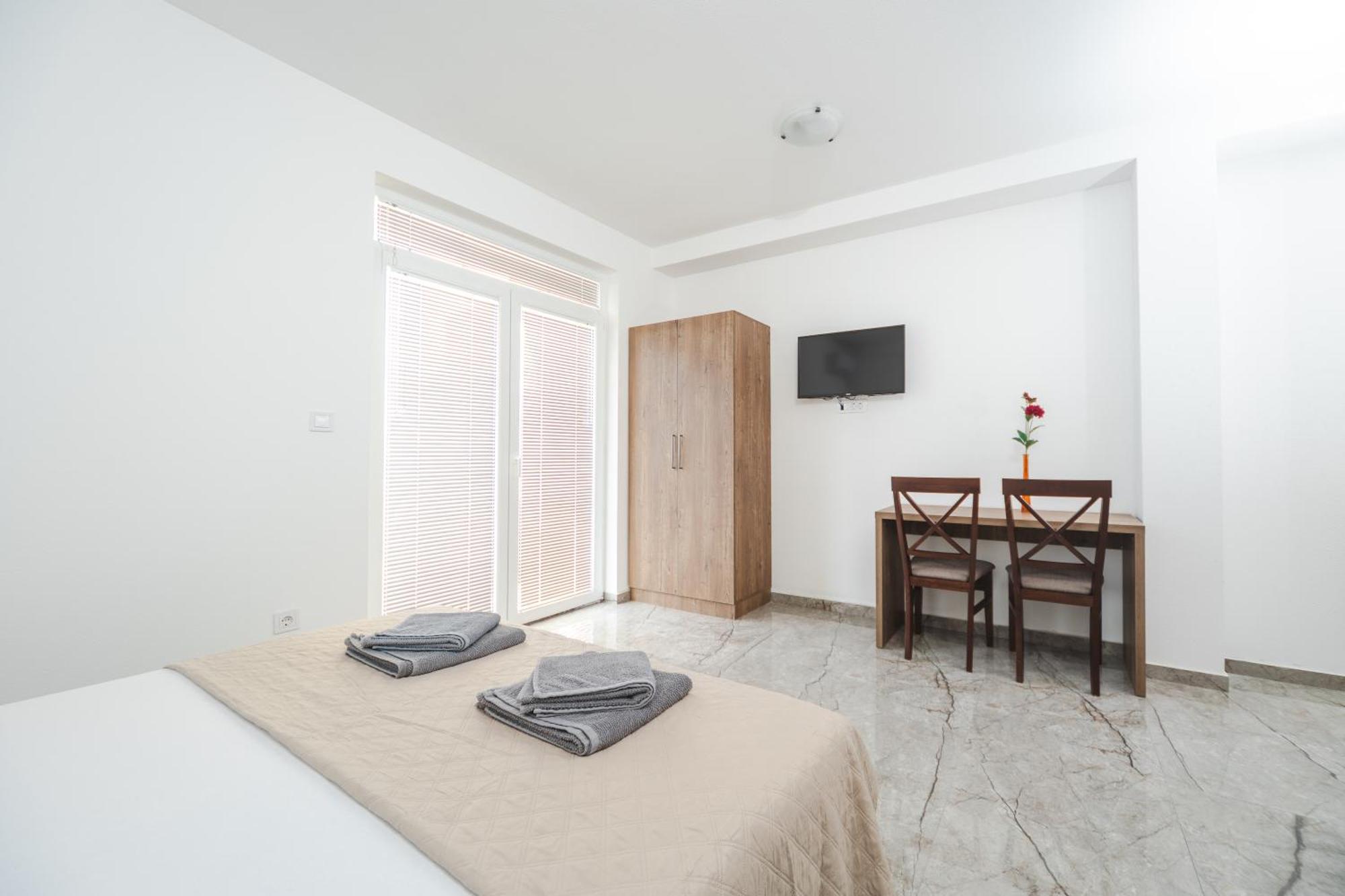 Apartmani Agape Petrovac Eksteriør billede