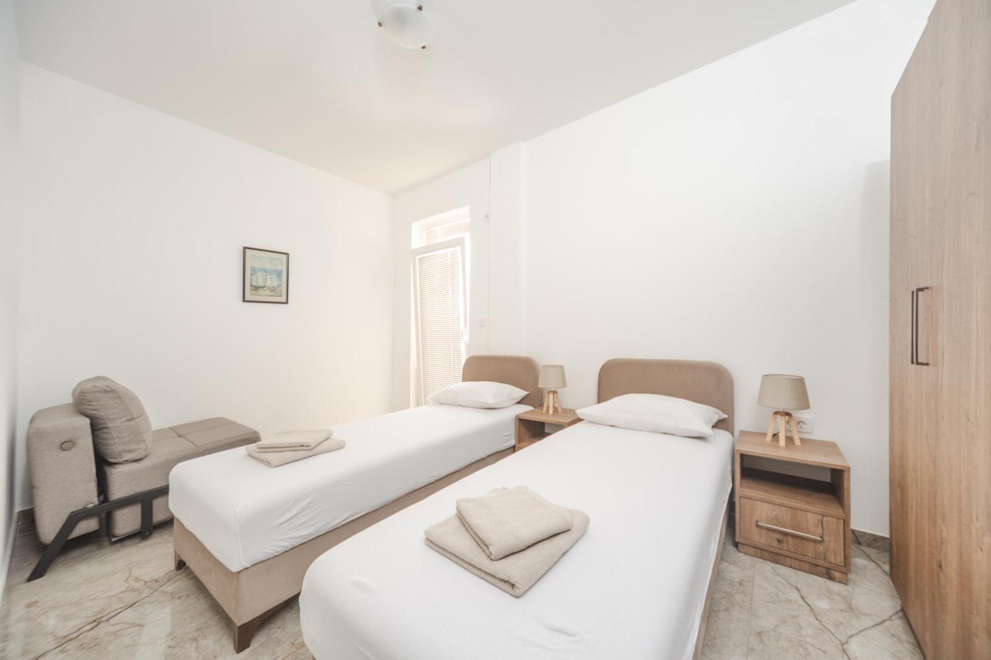 Apartmani Agape Petrovac Eksteriør billede