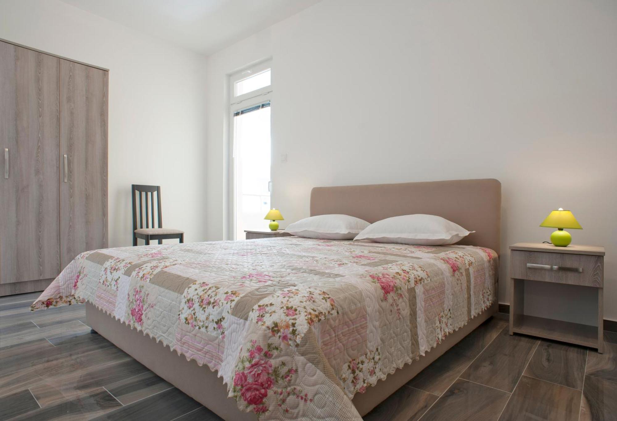 Apartmani Agape Petrovac Eksteriør billede